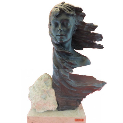 Mujer al viento