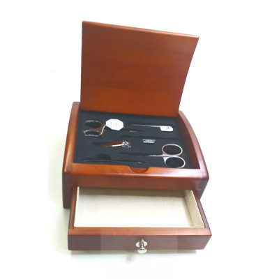 Caja Joyero con Utiles Manicura