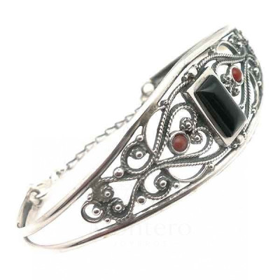 Pulsera Azabache y Coral