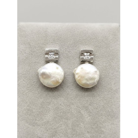 Silver Earrings and Natural Pearl | Pure Elegance