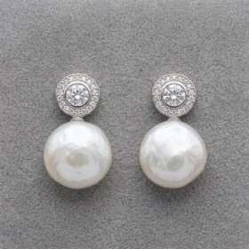 Silver Earrings and Natural Pearl | Pure Elegance
