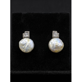 Silver Earrings and Natural Pearl | Pure Elegance