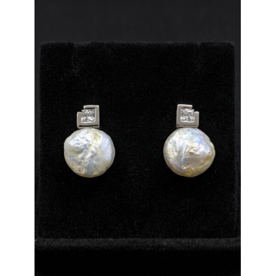 Silver Earrings and Natural Pearl | Pure Elegance